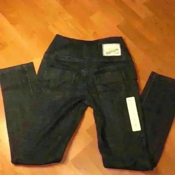 Refuge  Jeans - Picture 3 of 5